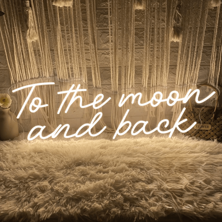 تابلو نئون طرح To the moon and back کد TP314