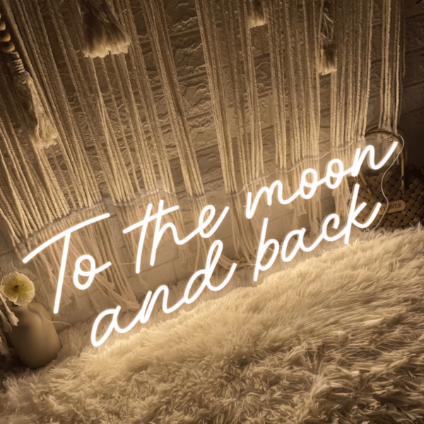 تابلو نئون طرح To the moon and back کد TP314